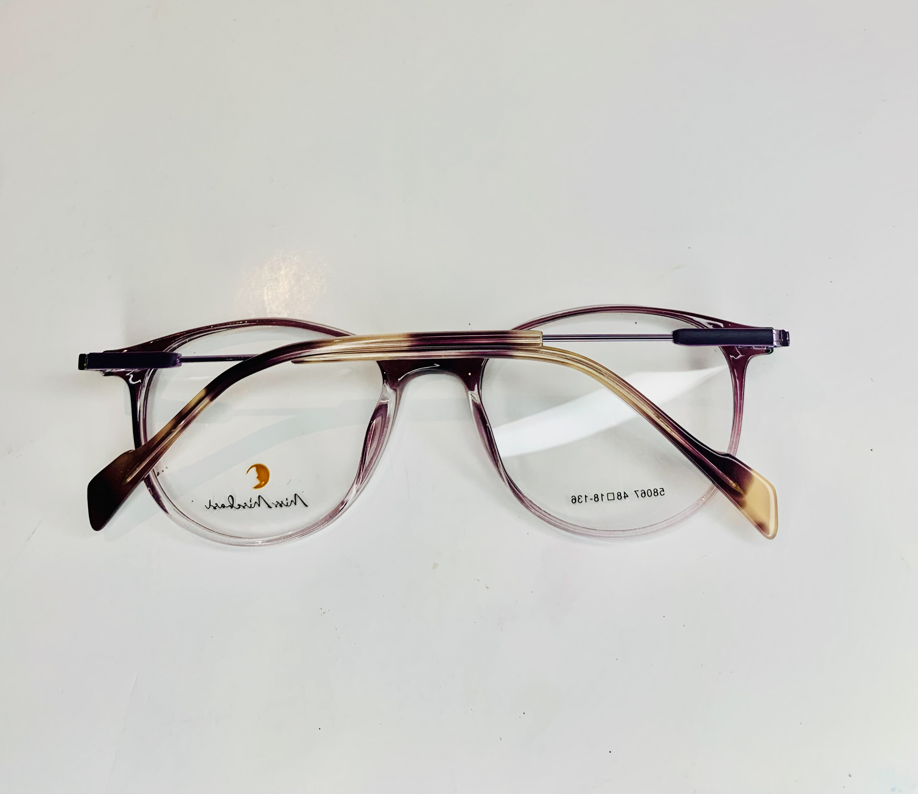 Round eye spects