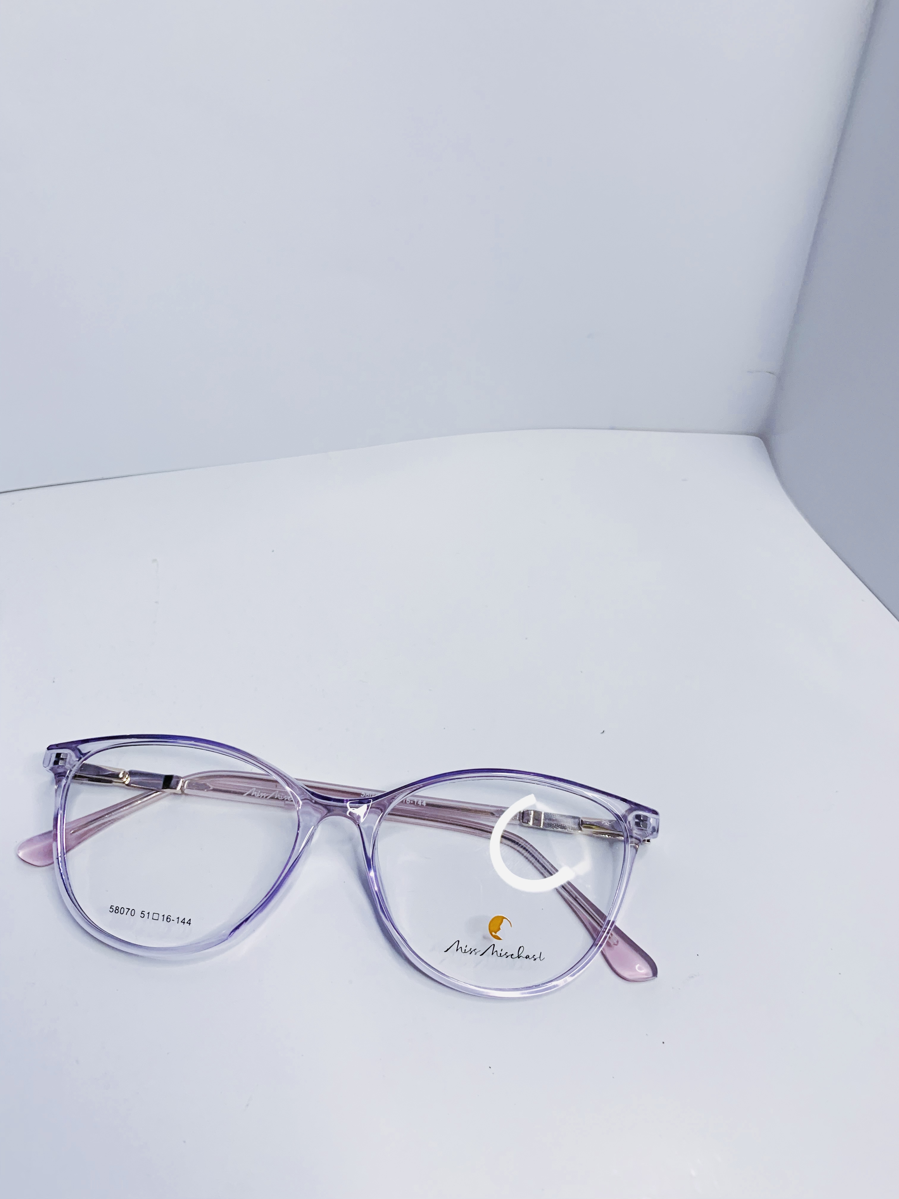 Women light purple frame