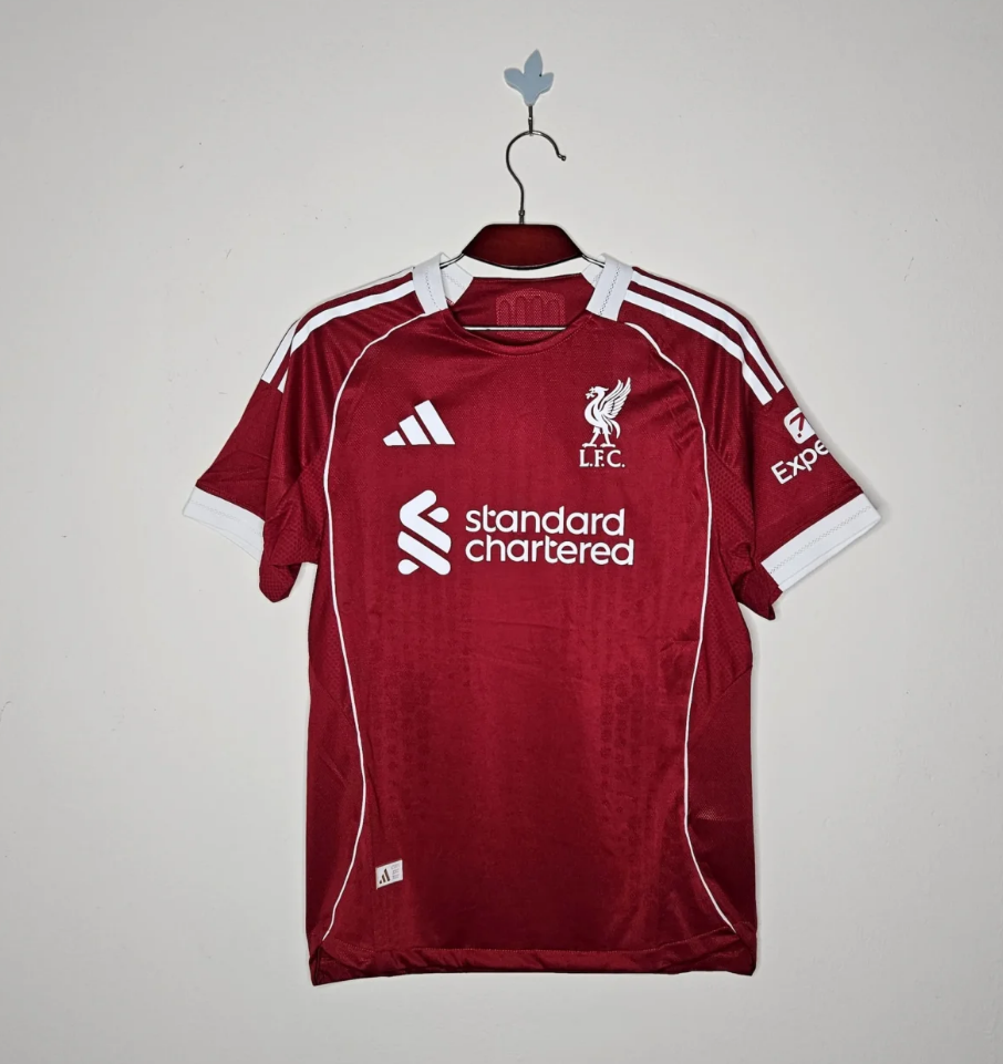 Liverpool home kit 25/26