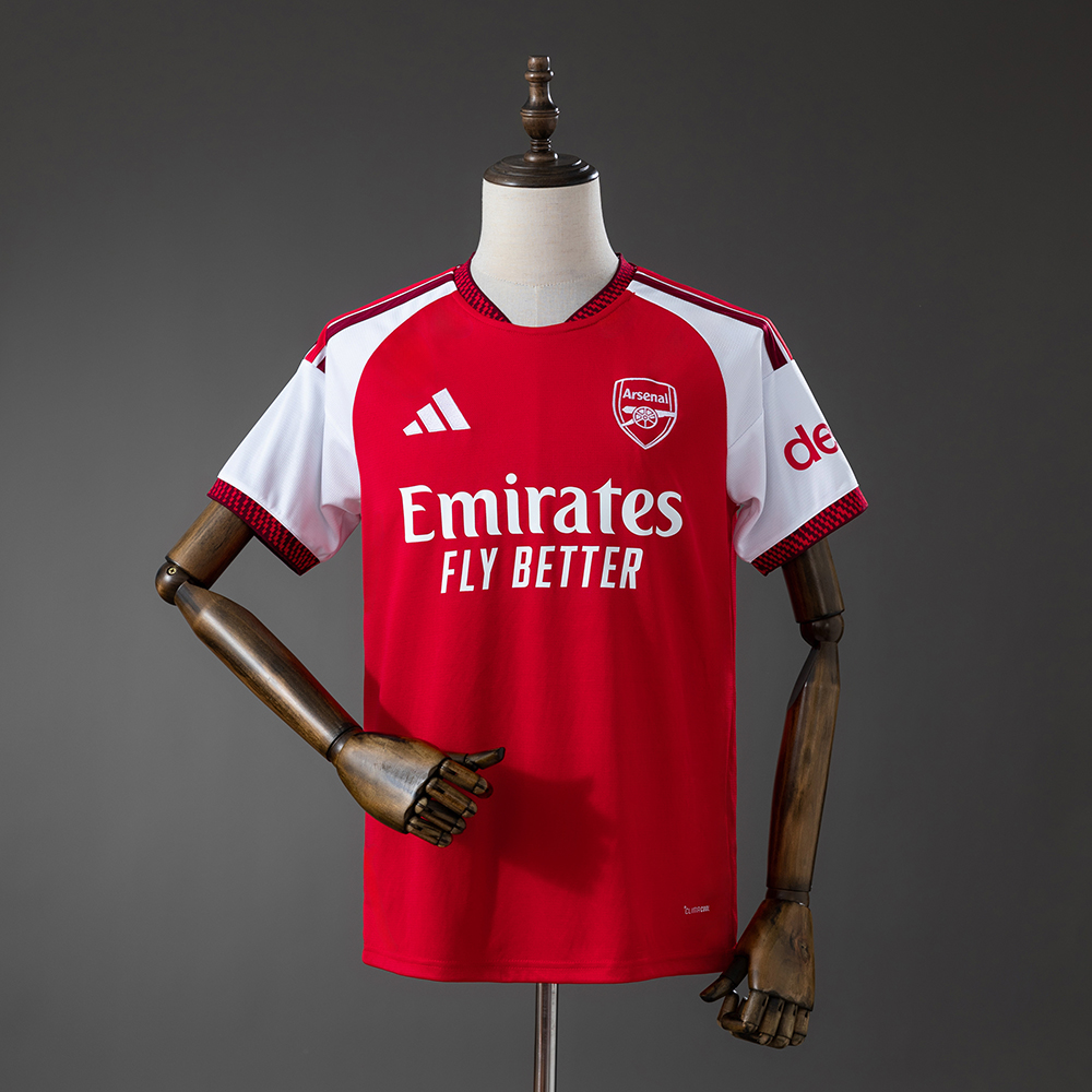 Arsenal 26/27 home kit