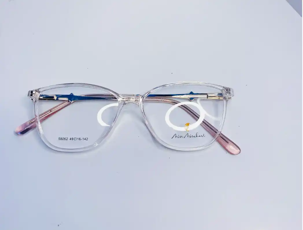 Women eye wear