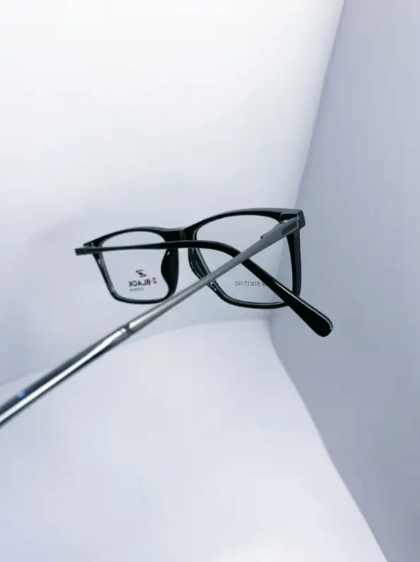 Z-Black eye wear