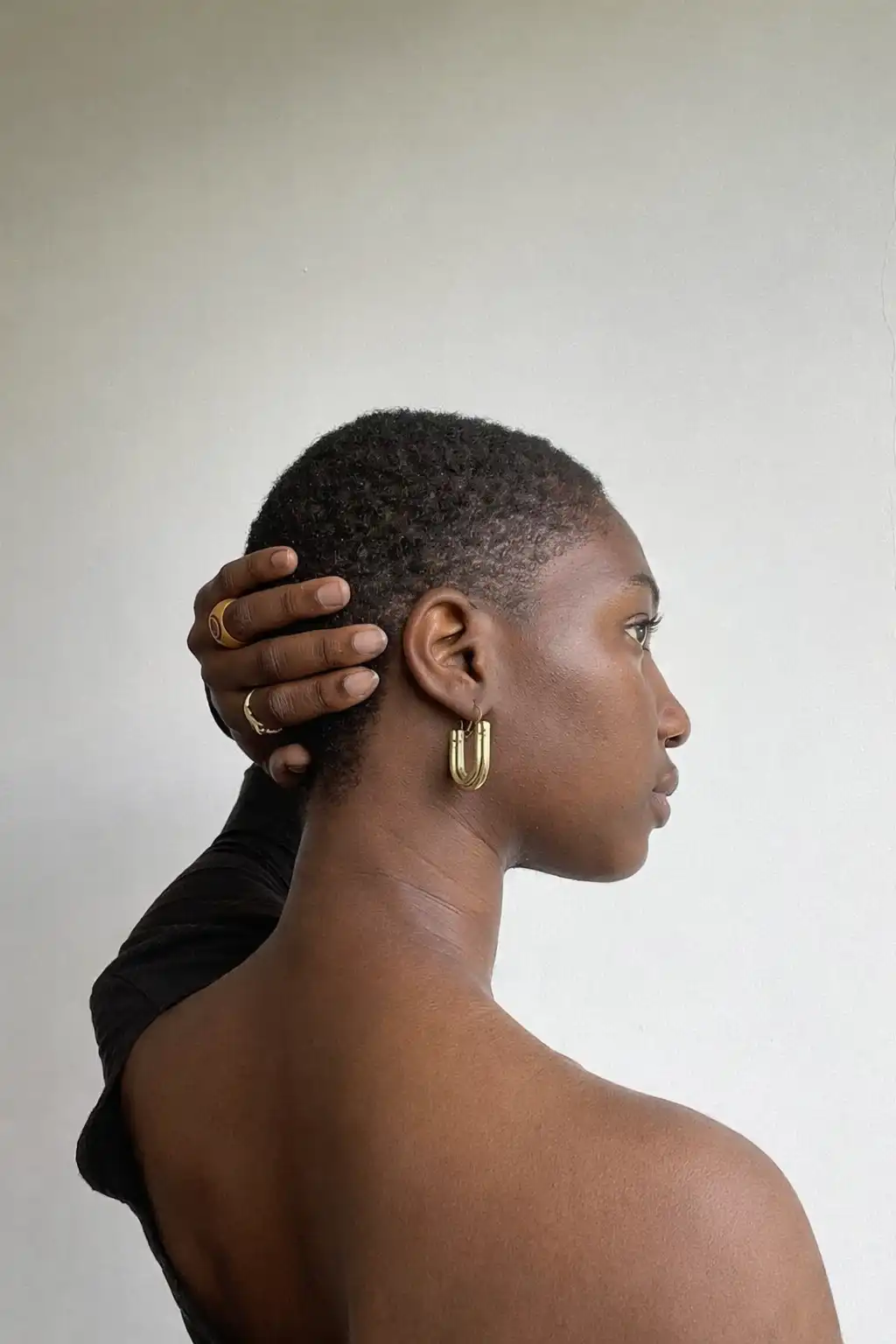 Royal ribbed curves Earings