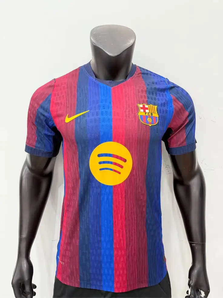 Barcelona home kit 20/27