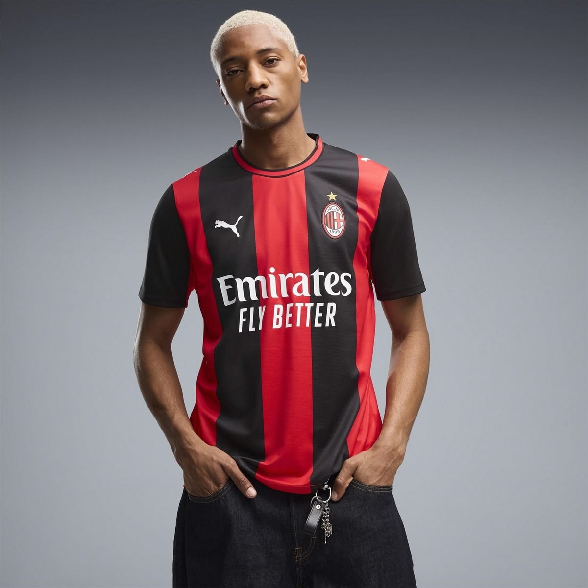 ac milan 26/27 home kit