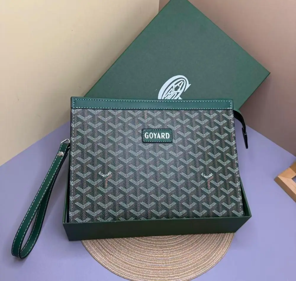 Goyard bag